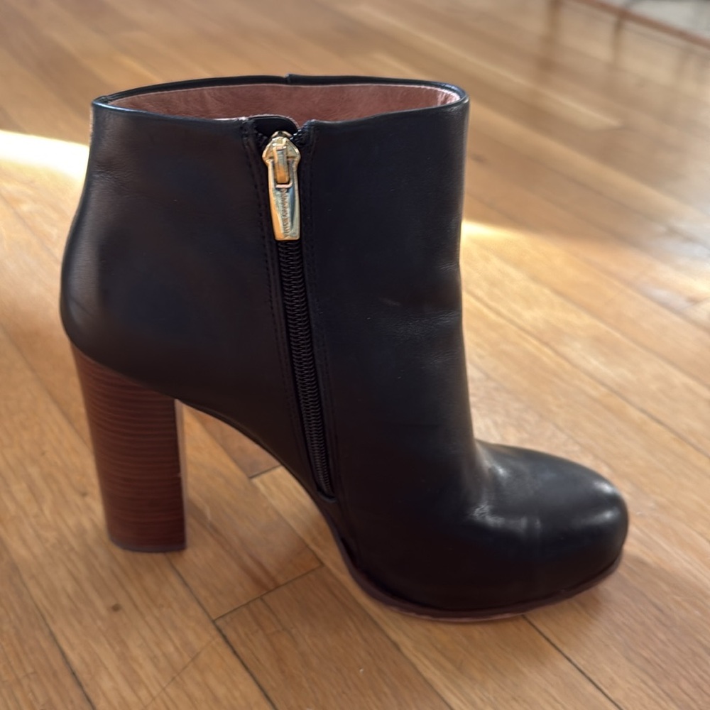 Vince Camuto Women's Cayelsa Platform Bootie Ankle Boot - Black